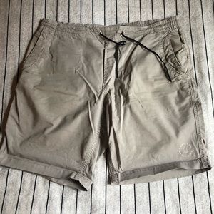 AE GREY DRAW STRING SHORTS LG